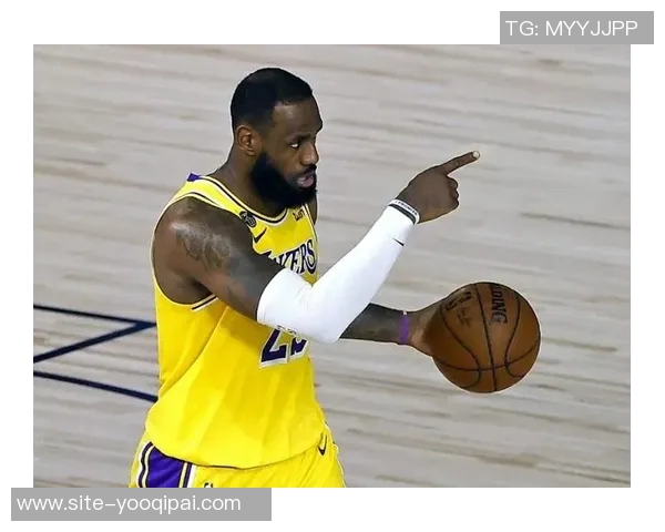 科尔分析肯纳德第三节四记三分表现称防守失误是关键因素 科尔分析肯纳德第三节四记三分表现称防守失误是关键因素